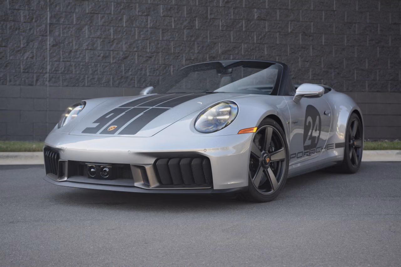 
           
        2026 Porsche 911