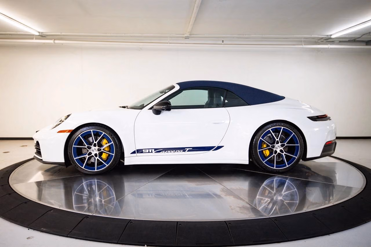 
           
        2026 Porsche 911