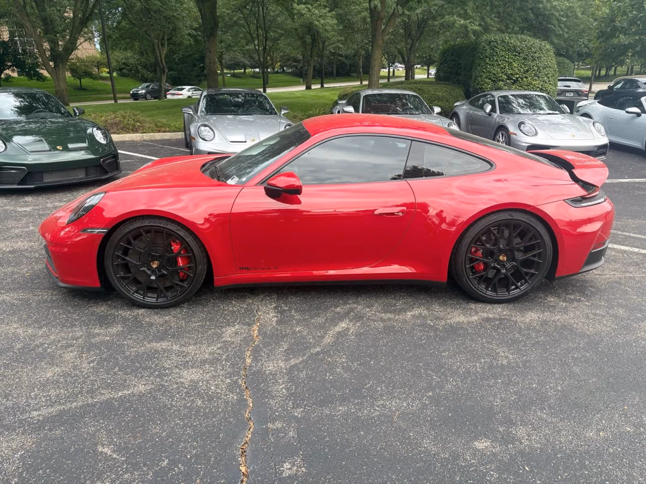 
           
        2025 Porsche 911