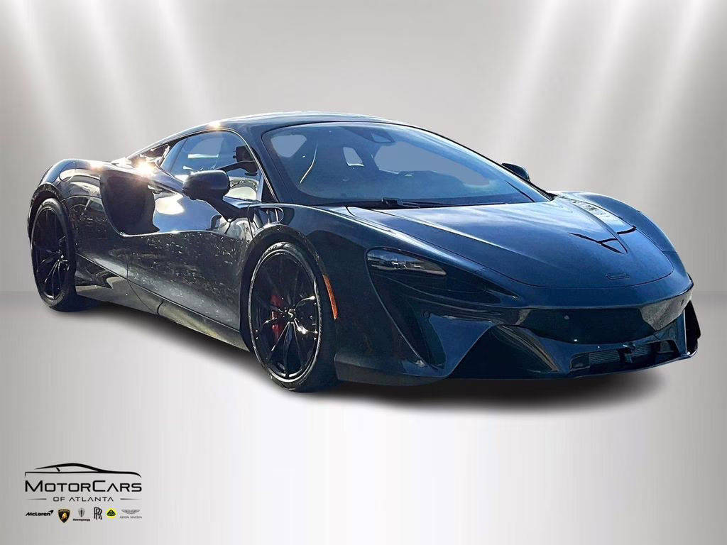 mph001_2203112334_sbm16aea0tw004326_2026_mclaren_artura_plateaux_grey_2_109936_75c0bd55a5