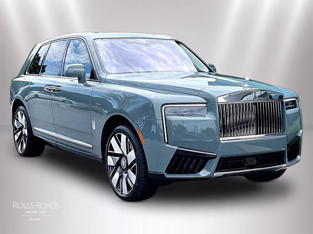 mph001_2679316032_sla23ha0xvu237132_2027_rolls_royce_cullinan_monteverde_2_112912_711883cdcd