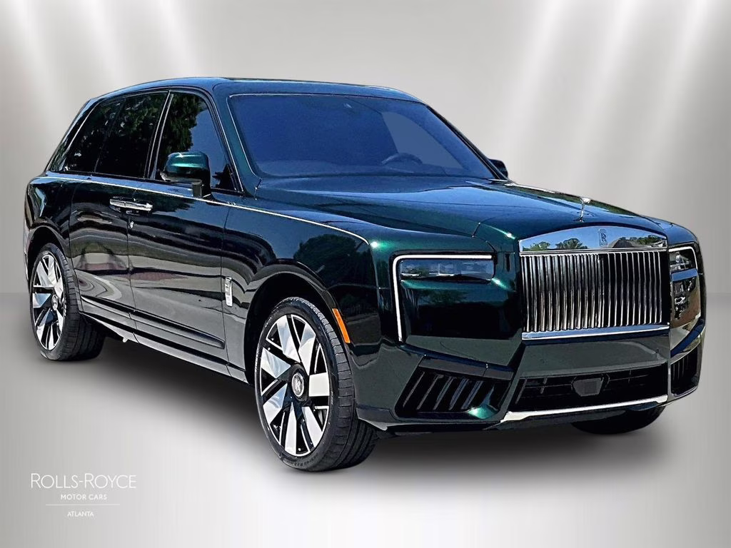 mph001_2949482676_sla13ha04tu232601_2026_rolls_royce_cullinan_dark_emerald_2_110278_90669a6a21