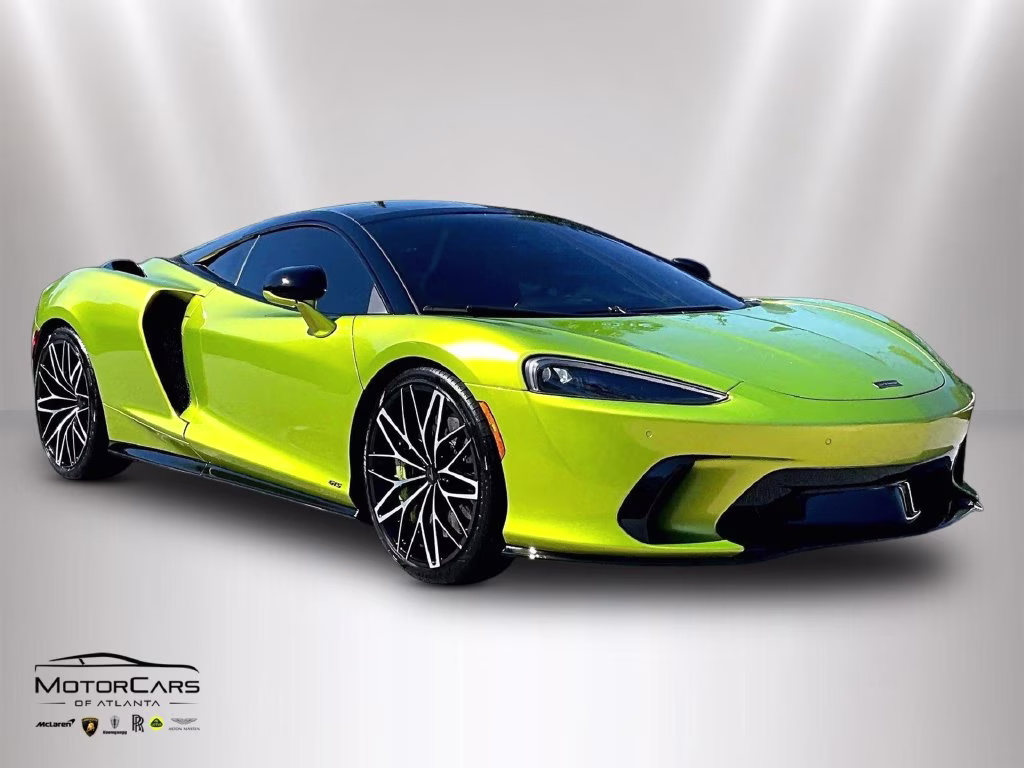 mph001_308807215_sbm22gcaxsw003205_2025_mclaren_gts_green_2_114406_ac3735f0a5