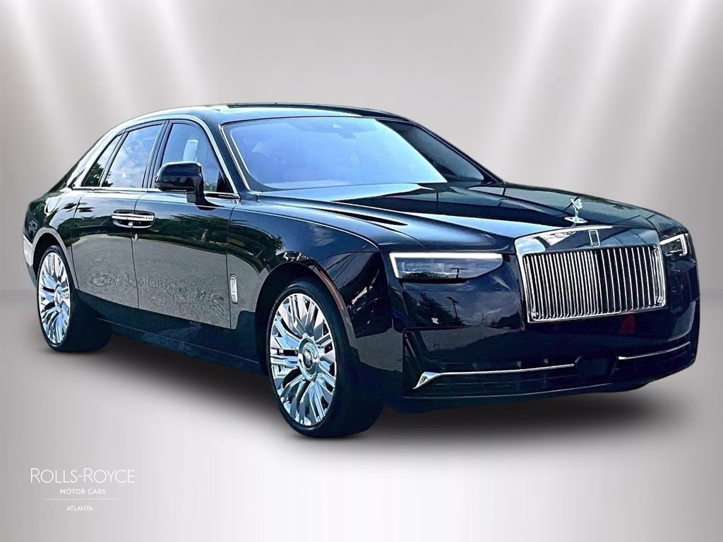 mph001_3123168917_sca23gz07vu236535_2027_rolls_royce_ghost_black_diamond_2_112746_490d7f1f24