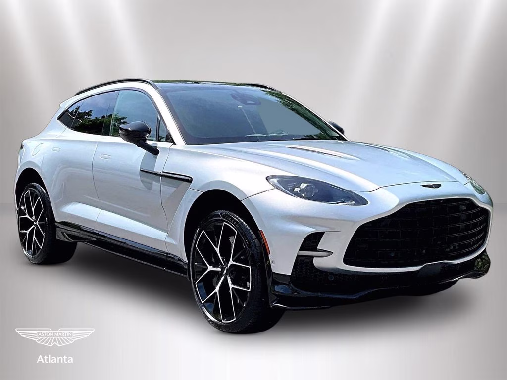 mph001_3562987262_sd7vujdw0ttv14867_2026_aston_martin_dbx_707_lightning_silver_2_111544_a203032433