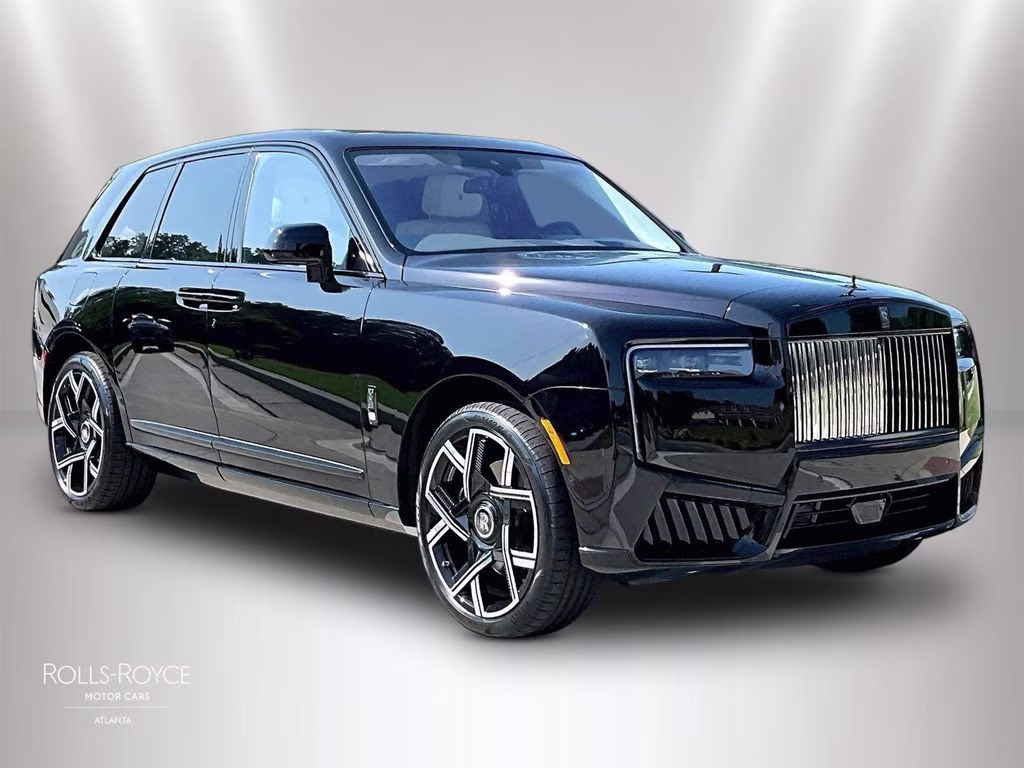 mph001_3852207988_sla43ha01tu235260_2026_rolls_royce_black_badge_cullinan_autumn_mystery_black_2_111929_18bf990c24
