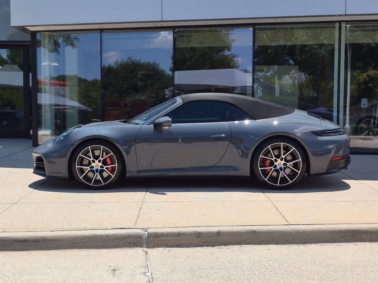 
           
        2026 Porsche 911