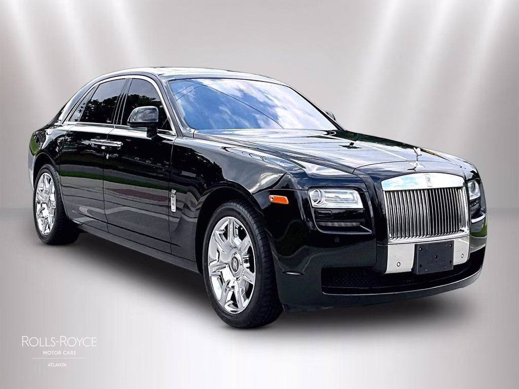 mph001_494545771_sca664s58dux51815_2013_rolls_royce_ghost_black_2_111256_7be4939973