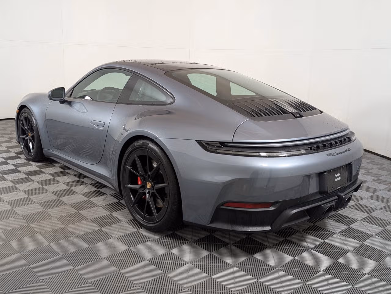 mph002_100355730_1280_9f23db6c06