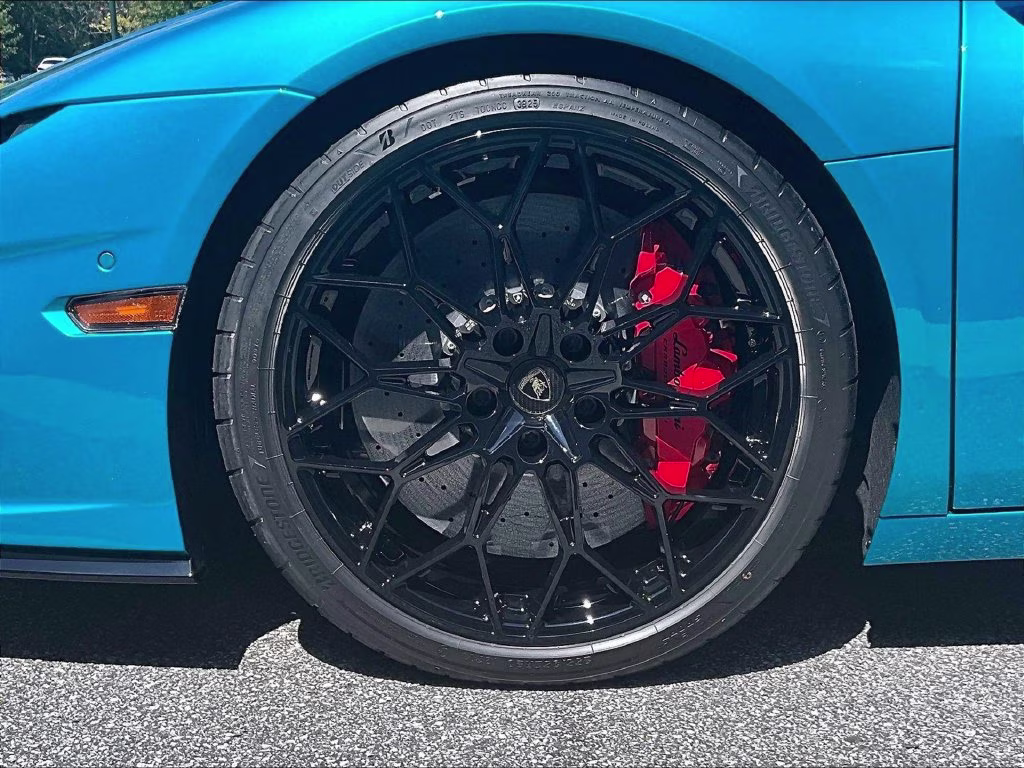mph002_1089390721_zhwuc1zcxtla00869_2026_lamborghini_temerario_blu_uranus_metallic_3_113917_457f1f1d3c
