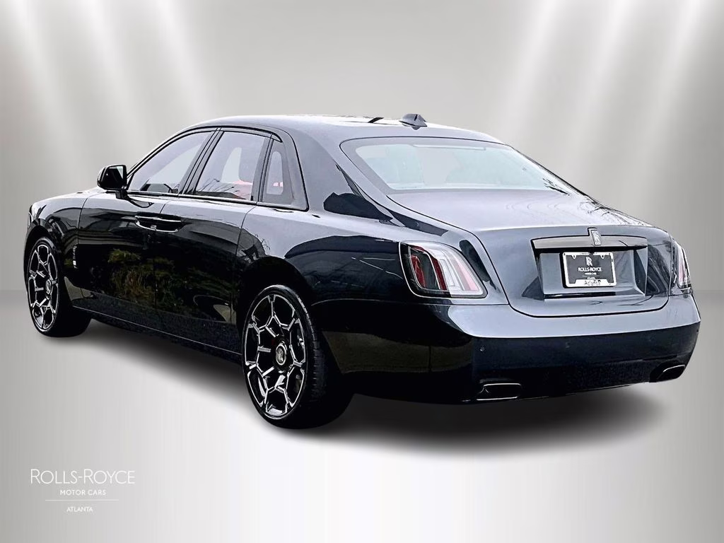 mph002_153870940_sca33gz02tu233625_2026_rolls_royce_ghost_black_badge_darkest_tungsten_3_109366_a2a29e40f5