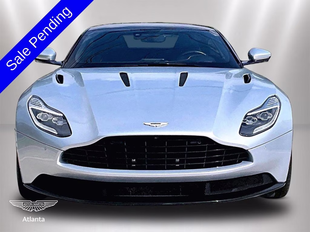 mph002_1817079164_scfrmfav6jgl03738_2018_aston_martin_db11_v12_lightning_silver_3_112886_800971a17b