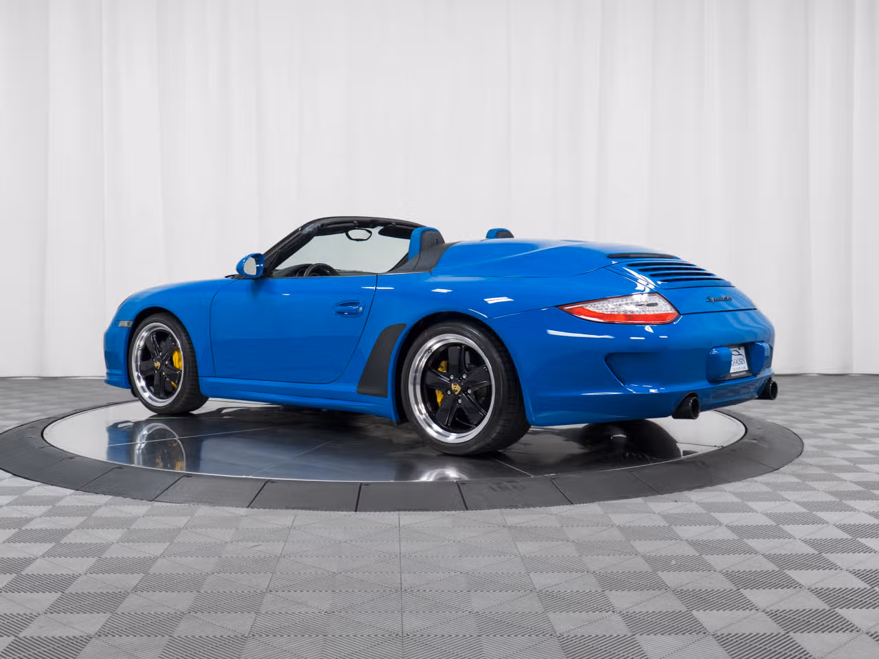 mph002_3349487746_1280_2adae371aa