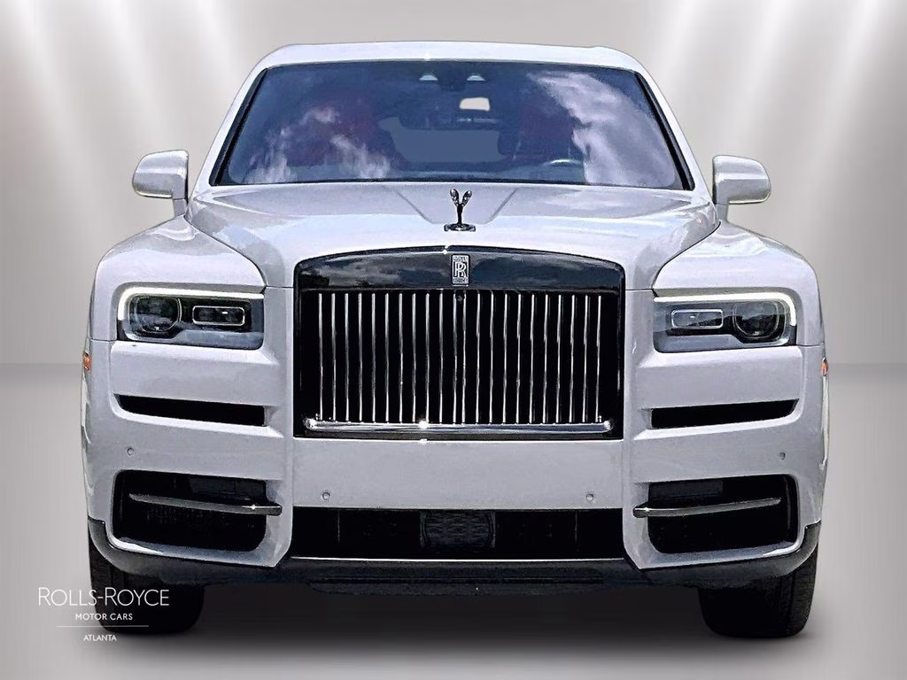 mph002_3515648699_slatv8c08pu218416_2023_rolls_royce_cullinan_black_badge_tempest_gray_3_111375_a65280b0b4