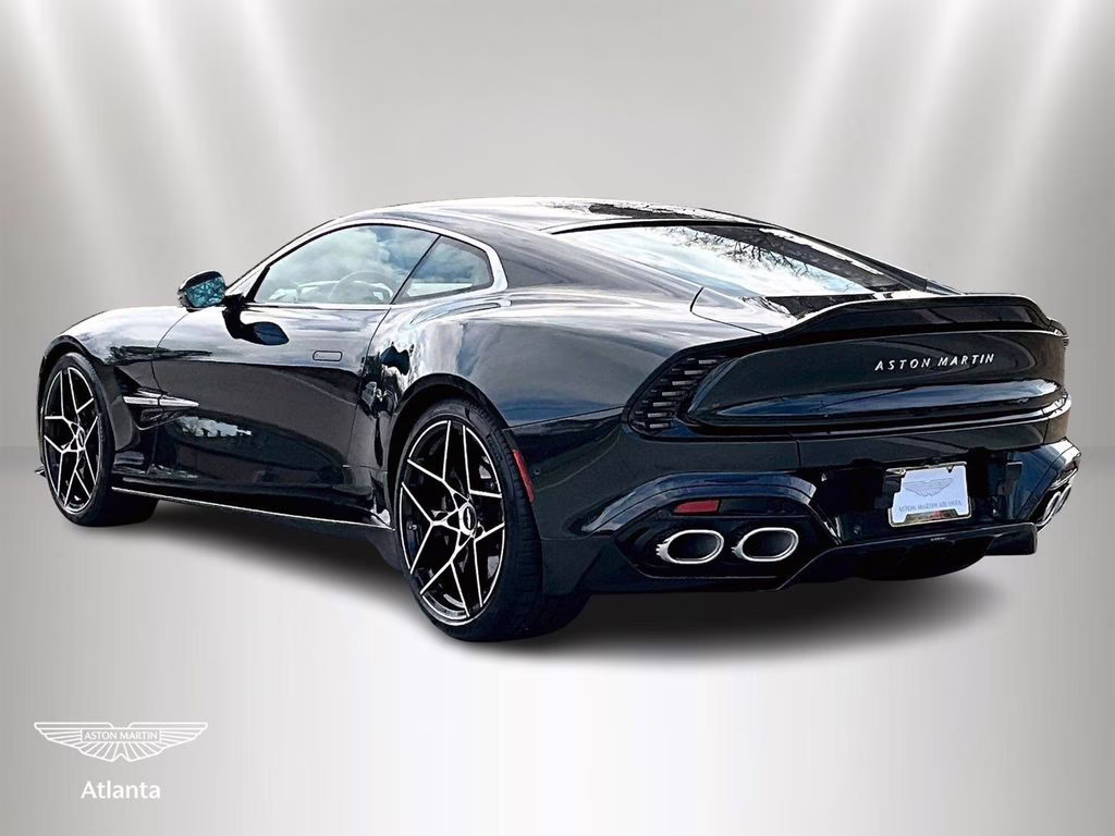 mph002_3813220662_scfumcev3tgj60723_2026_aston_martin_vanquish_v12_ghillies_green_3_109367_5d7846b332