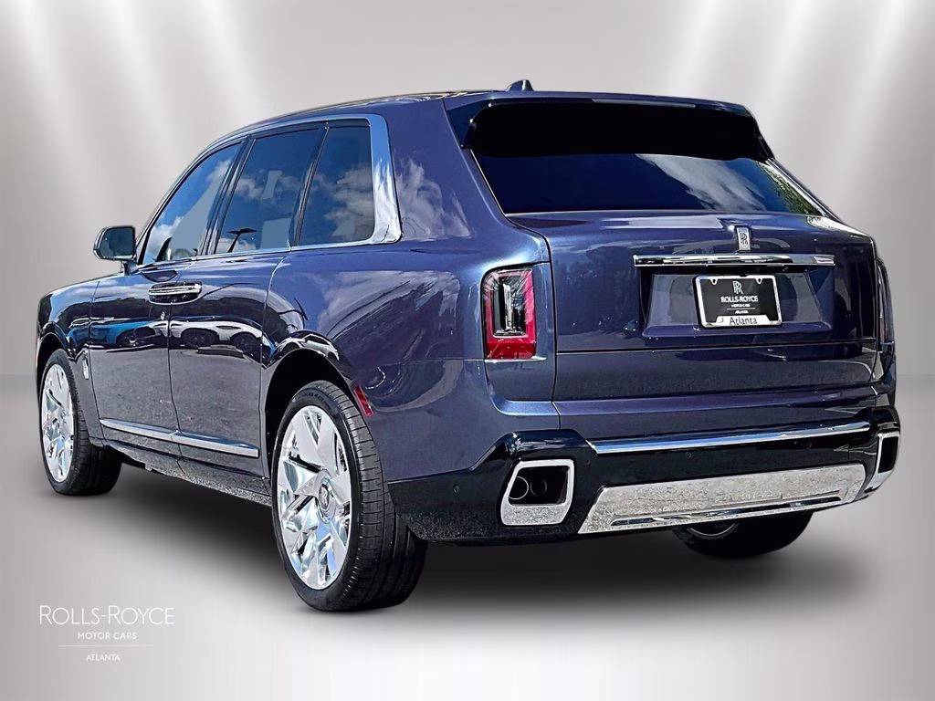 mph002_3838569395_sla23ha07vu236617_2027_rolls_royce_cullinan_iguazu_blue_3_111742_6a2511153b