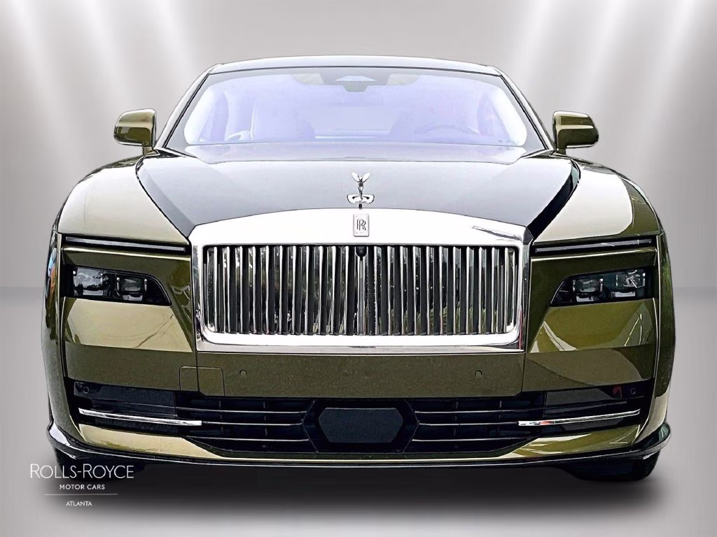 mph002_3916894649_scatk2c06ru226233_2024_rolls_royce_spectre_two_tone_chartreuse_black_diamond_3_114358_542527b70f
