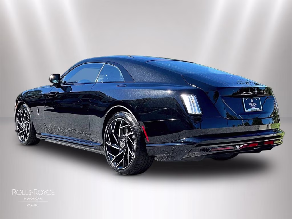 mph002_410367938_scatk8c05vu238189_2027_rolls_royce_black_badge_spectre_black_diamond_3_114574_9deca20547
