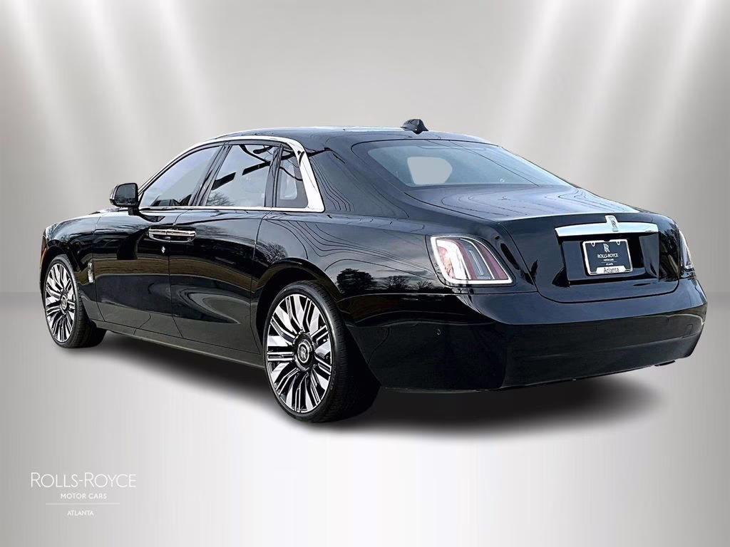 mph002_711098230_sca13gz01tu234045_2026_rolls_royce_ghost_black_diamond_3_109366_2500847649