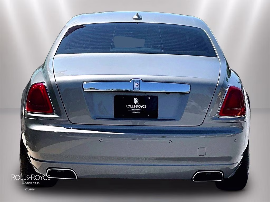 mph003_1163895310_sca664s5xgux53733_2016_rolls_royce_ghost_stone_grey_4_113230_1f093badc5