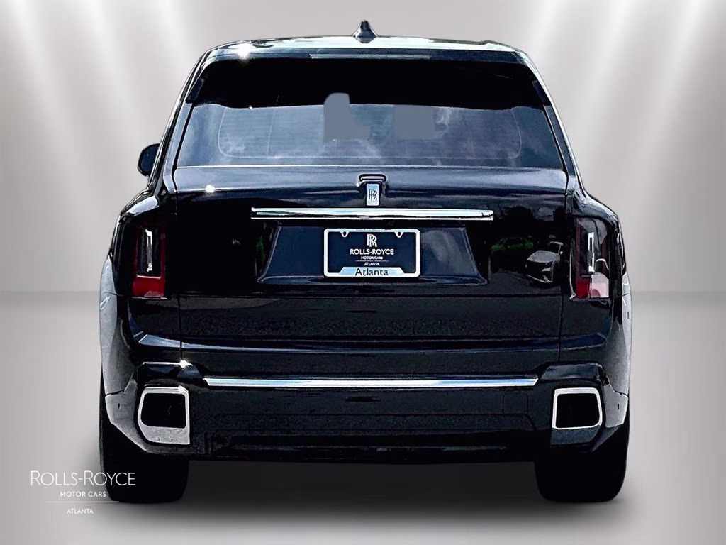 mph003_1395407452_sla13ha08tu235405_2026_rolls_royce_cullinan_black_diamond_4_112822_34d1e9df0d