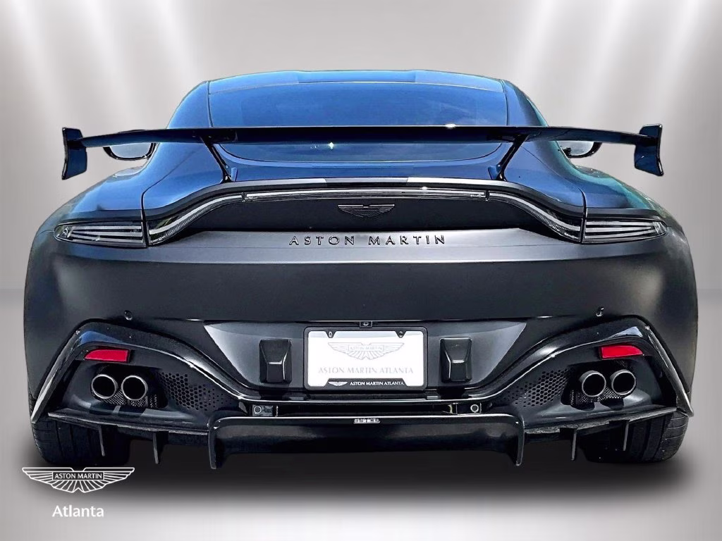 mph003_277829551_scfsmgawxngn50203_2022_aston_martin_vantage_jet_black_4_114318_a673fdd885