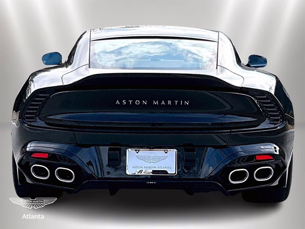 mph003_2858035778_scfumcev3tgj60723_2026_aston_martin_vanquish_v12_ghillies_green_4_109367_21de4b5ae4