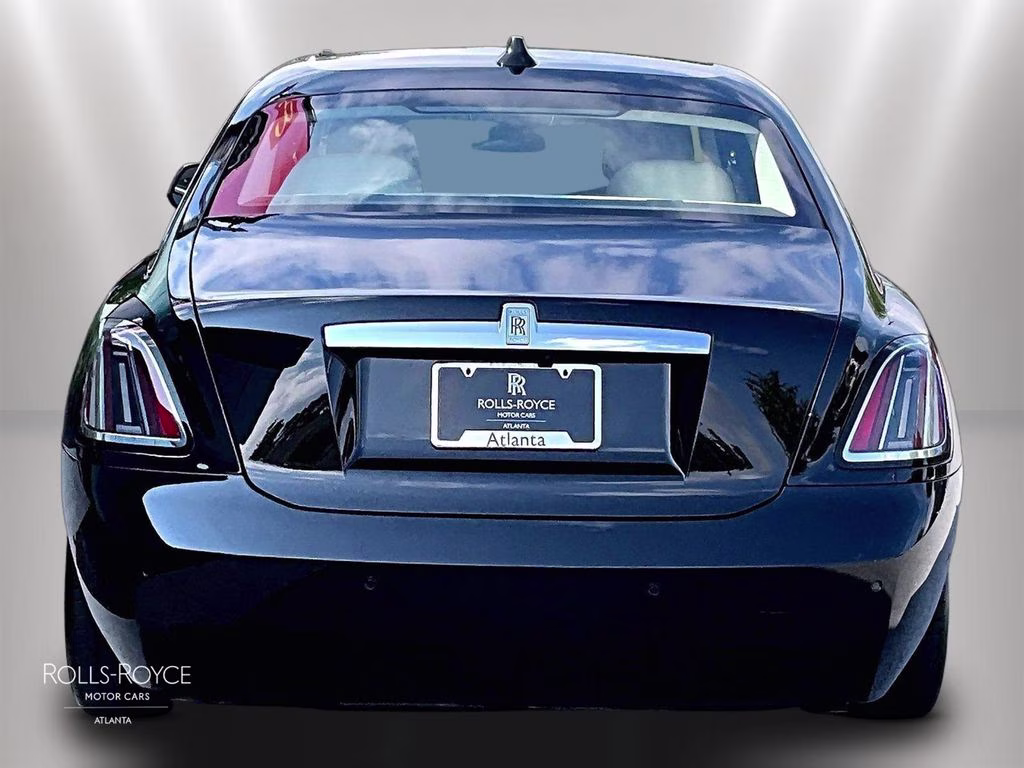 mph003_3503851490_sca23gz07vu236535_2027_rolls_royce_ghost_black_diamond_4_112746_5bb3b9c545