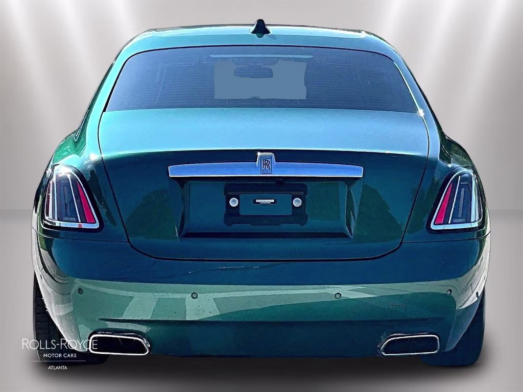 mph003_356349369_sca13gz03su229363_2025_rolls_royce_ghost_imperial_jade_4_113395_af73821457
