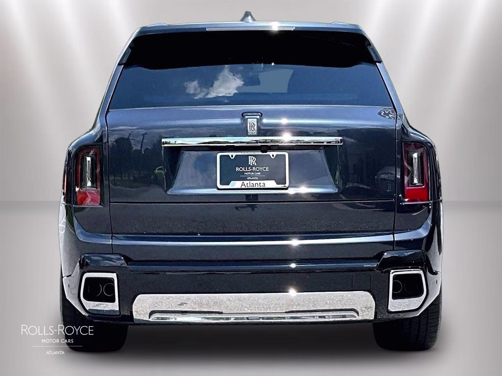 mph003_3635792137_sla23ha02vu236797_2027_rolls_royce_cullinan_darkest_tungsten_4_111455_e83a357993