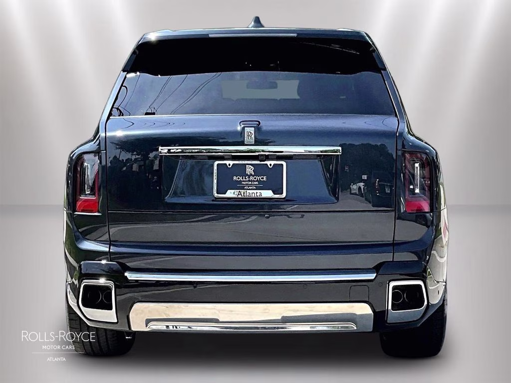 mph003_3688540490_sla23ha05vu236616_2027_rolls_royce_cullinan_darkest_tungsten_4_111719_a89b05da33