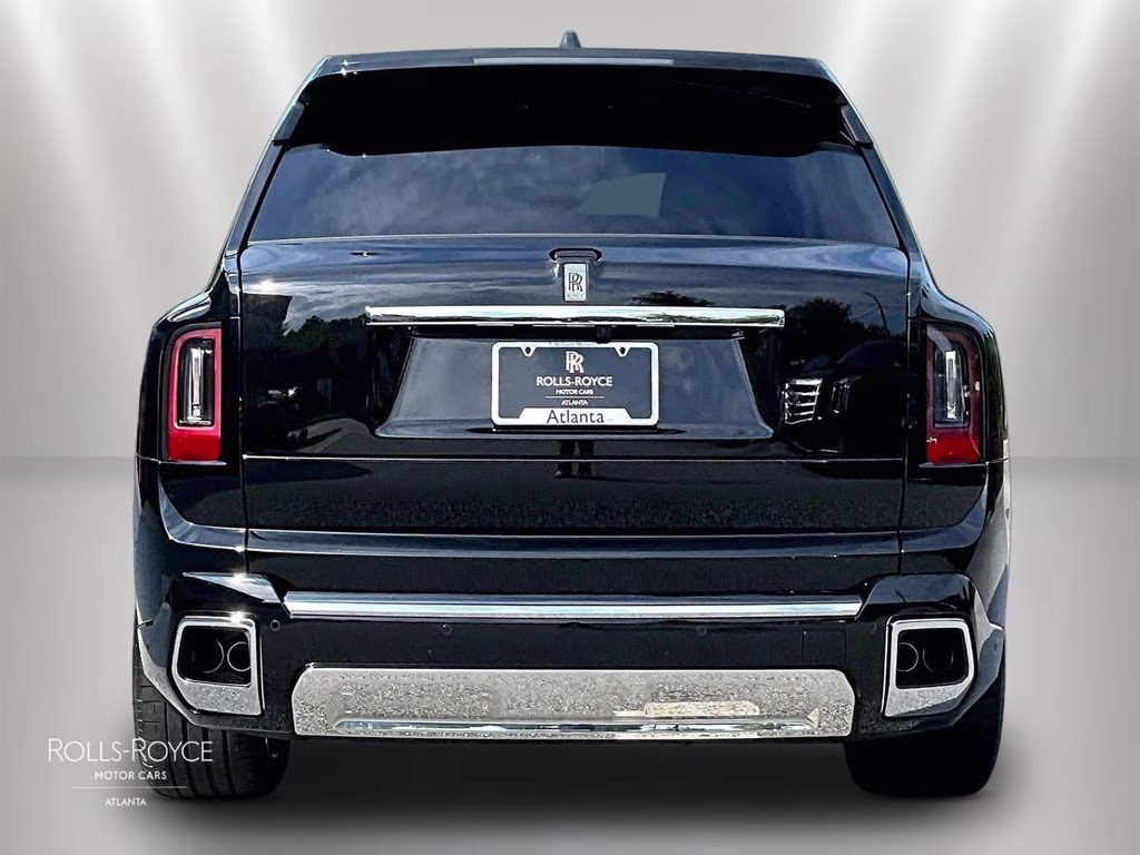 mph003_763308559_sla23ha09vu236991_2027_rolls_royce_cullinan_black_diamond_4_112053_0c442fc01c