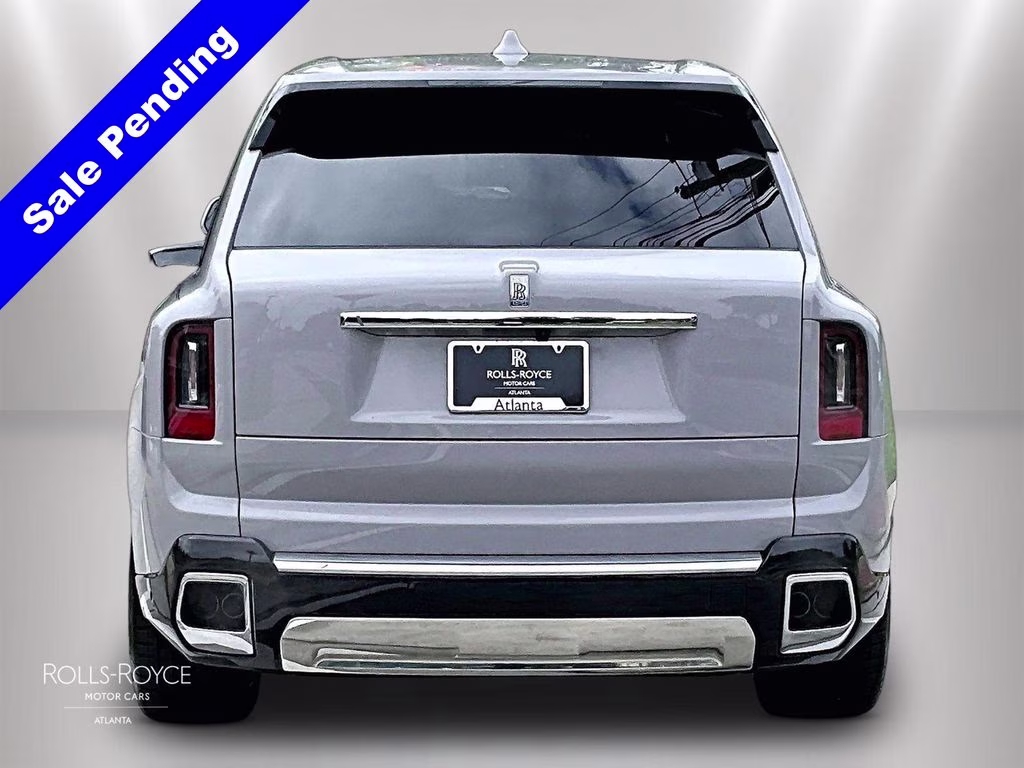 mph003_764467417_sla23ha03vu236243_2027_rolls_royce_cullinan_tempest_grey_4_111783_072adf0a19