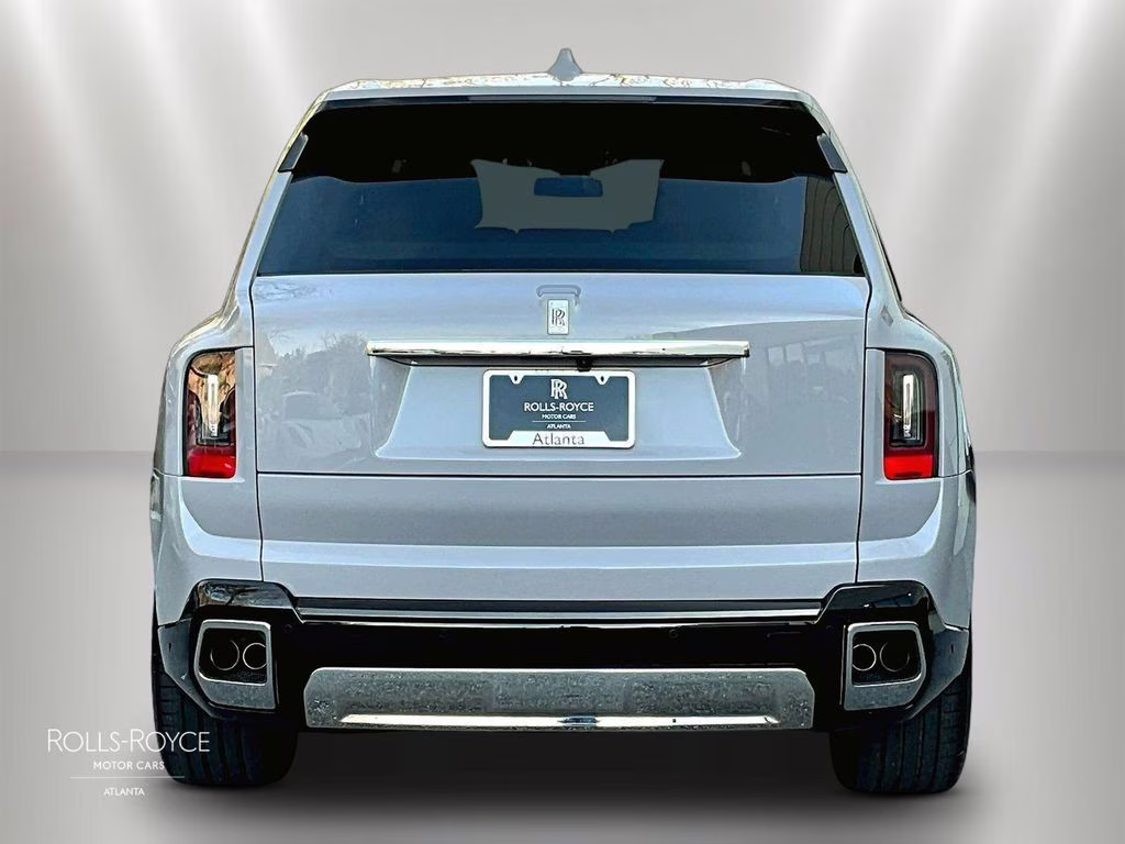 mph003_885673527_sla13ha0xtu234675_2026_rolls_royce_cullinan_tempest_gray_4_109367_4df0c0b1e1