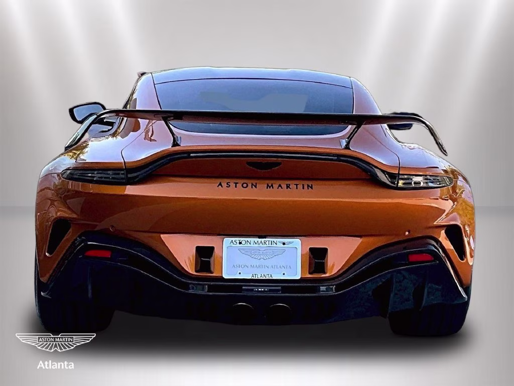 mph003_986379244_scfsmgav7pgn07335_2023_aston_martin_vantage_v12_golden_saffron_4_114424_6d777e75e7