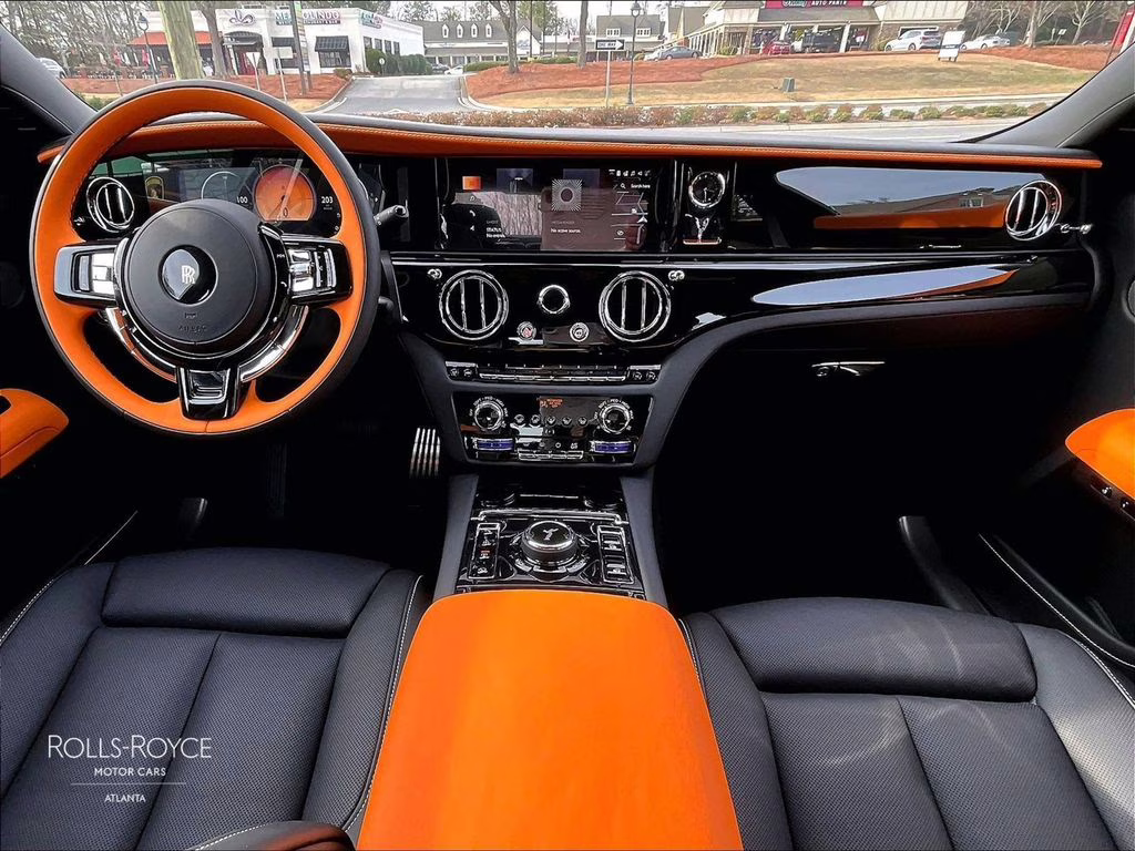 mph004_1406732276_sca13gz01tu234045_2026_rolls_royce_ghost_black_diamond_5_109366_ba4f319409