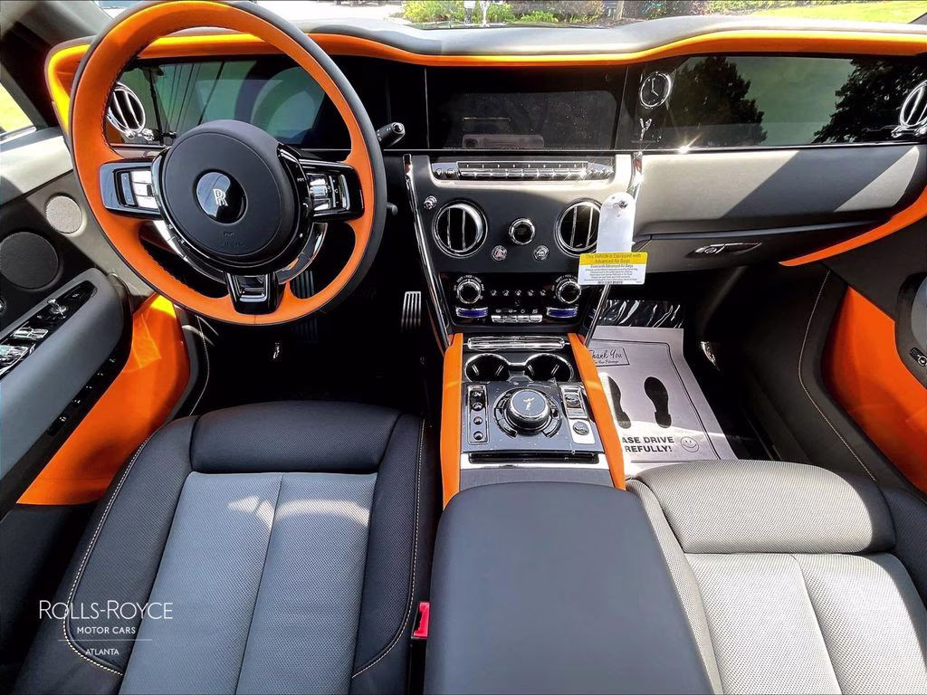 mph004_1408602763_sla23ha05vu236616_2027_rolls_royce_cullinan_darkest_tungsten_5_111719_c81457ae53