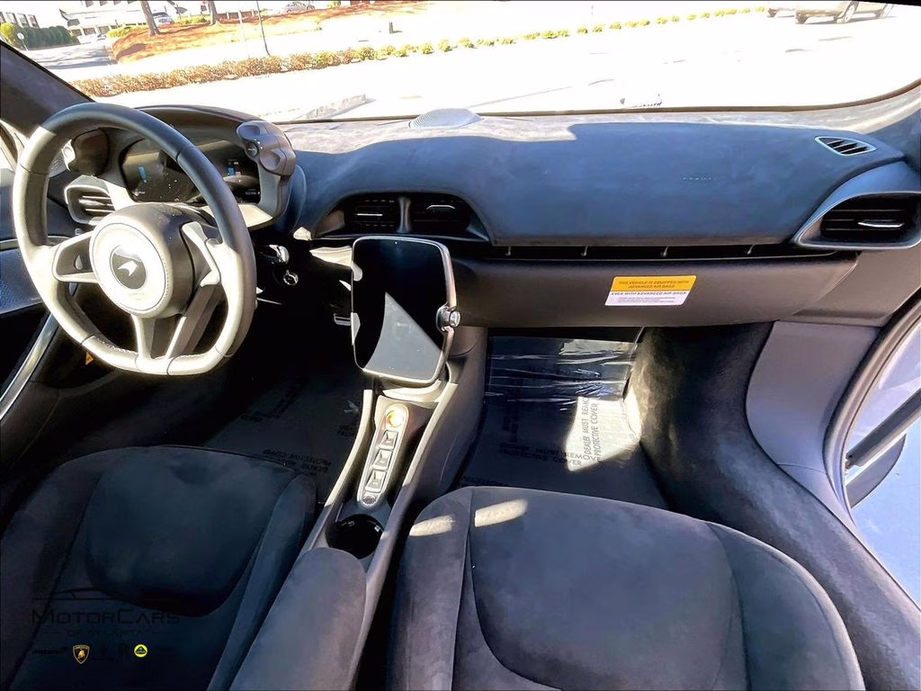 mph004_1588622287_sbm16aea6tw004220_2026_mclaren_artura_coupe_mso_cirrus_grey_5_109366_56f6a62c11