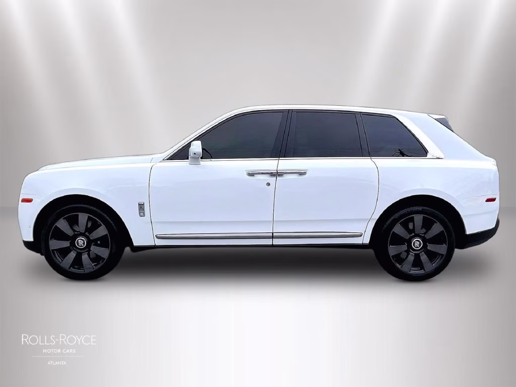mph004_213682374_slatv4c0xru222205_2024_rolls_royce_cullinan_arctic_white_5_114232_1fcf0f02ba