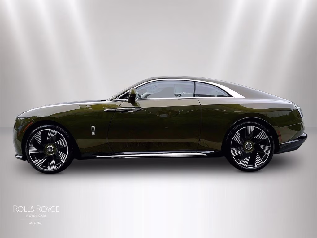 mph004_2184355777_scatk2c06ru226233_2024_rolls_royce_spectre_two_tone_chartreuse_black_diamond_5_114358_922fcbf5c1