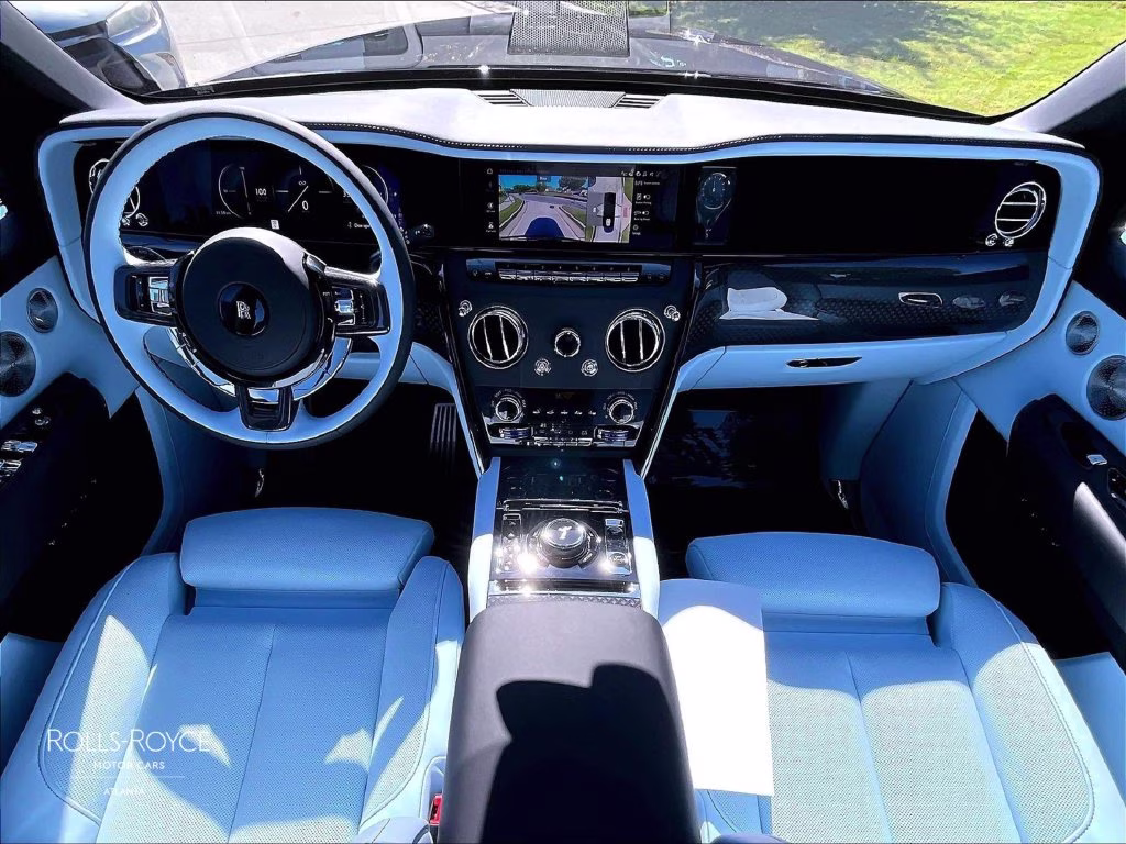 mph004_2339941513_sla33ha00vu237838_2027_rolls_royce_black_badge_cullinan_black_diamond_5_114262_7a984cf6ea