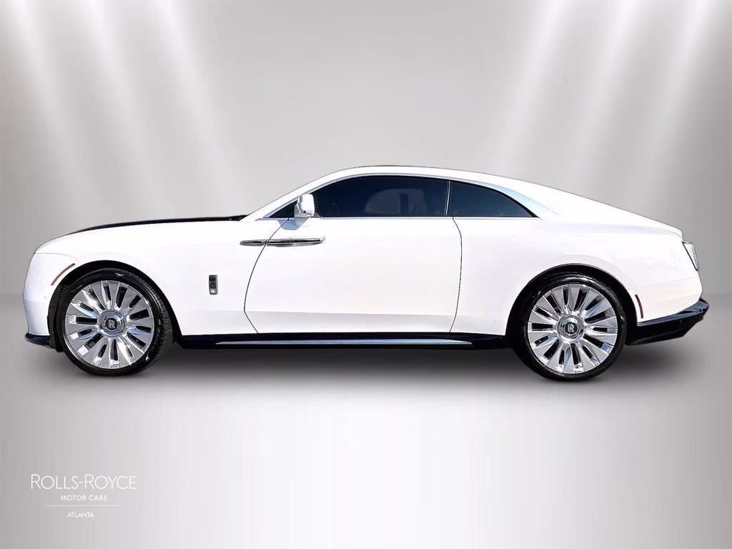mph004_2584798163_scatk2c05ru218785_2024_rolls_royce_spectre_arctic_white_5_113769_37a7b5c6f0