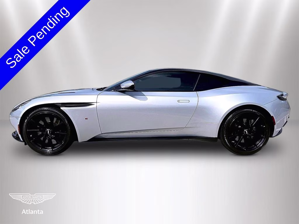mph004_2830412668_scfrmfav6jgl03738_2018_aston_martin_db11_v12_lightning_silver_5_112886_39a962b513