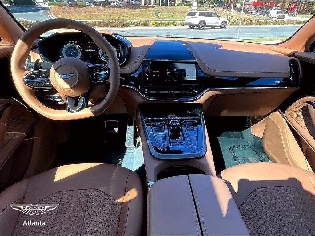 mph004_2938633648_sd7vujdw8ttv13790_2026_aston_martin_dbx_707_onyx_black_5_109367_85fe0e6e08