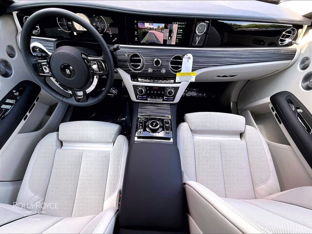 mph004_3110421866_sca23gz07vu236535_2027_rolls_royce_ghost_black_diamond_5_112746_94eed0512d