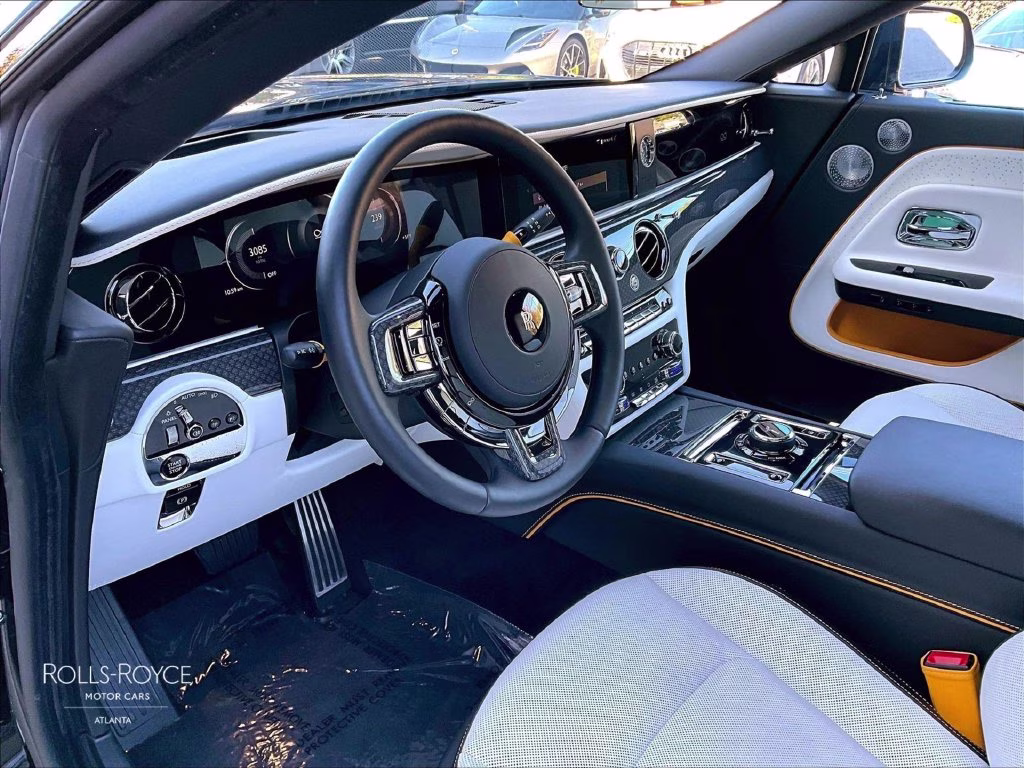 mph005_1725891948_scatk4c01tu232735_2026_rolls_royce_black_badge_spectre_black_diamond_6_114766_dba8f6f564
