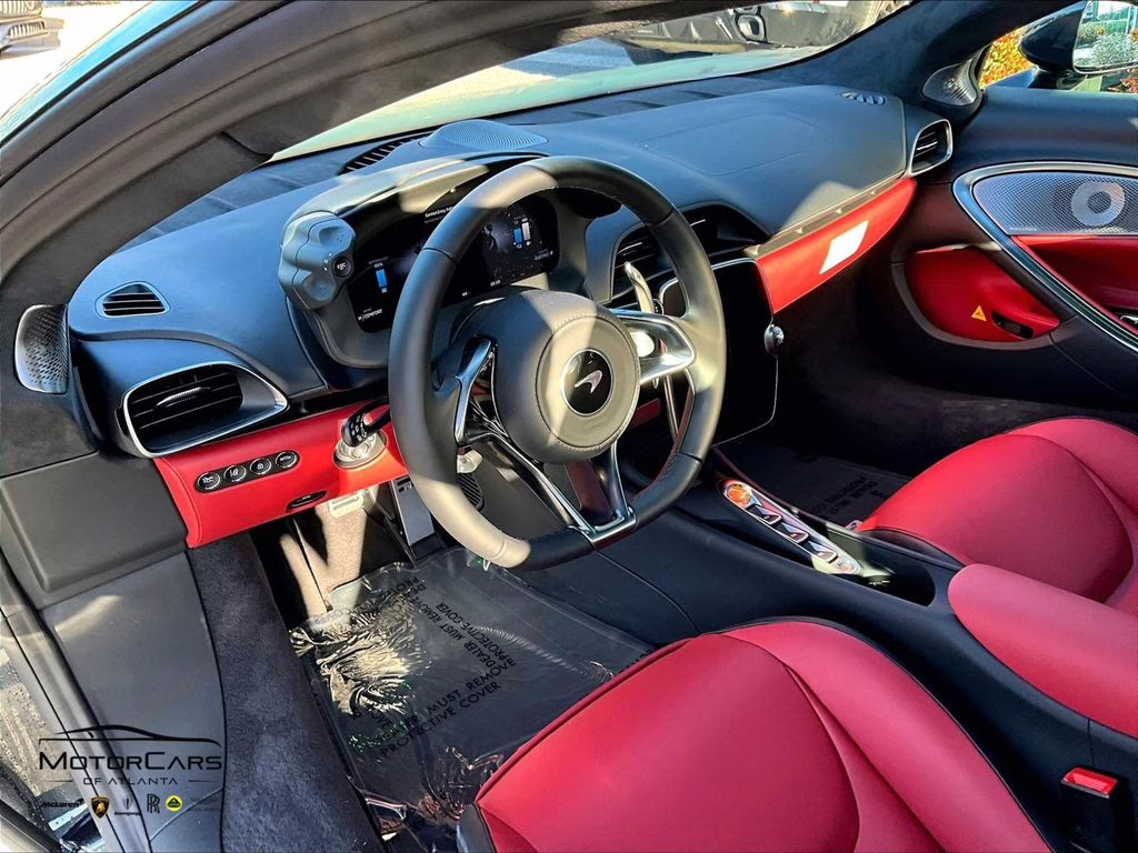 mph005_195658387_sbm16aea0tw004326_2026_mclaren_artura_plateaux_grey_6_109936_e0fce472d3