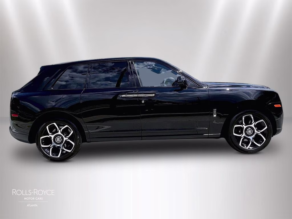 mph005_238804282_slatv8c07nu214094_2022_rolls_royce_cullinan_black_badge_black_diamond_6_113662_7fd858bc0b