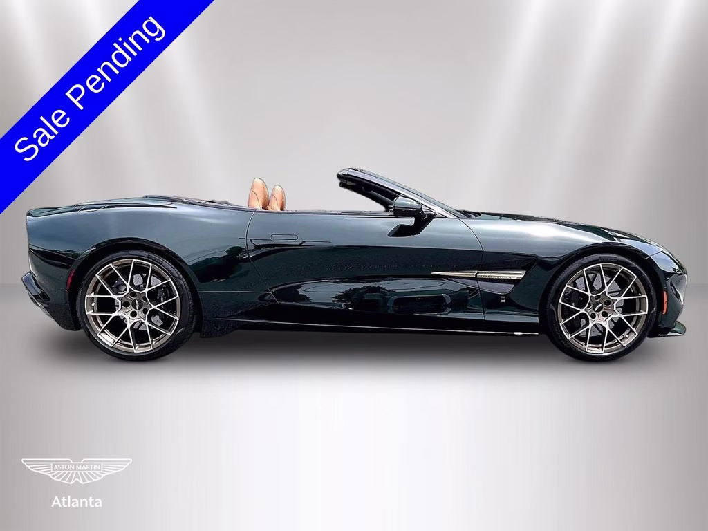 mph005_2539787970_scfumchv9tgk61017_2026_aston_martin_vanquish_volante_60th_anniversary_pentland_green_6_112288_9c0cfa486e