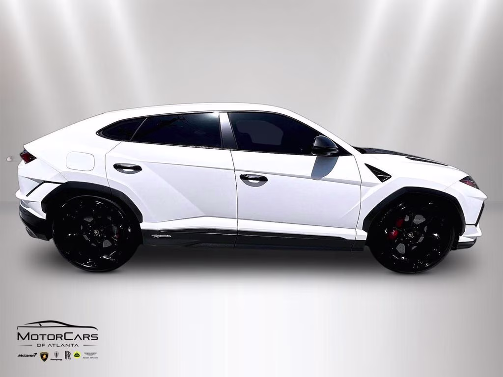 mph005_2578859950_zpbuc3zl2rla29592_2024_lamborghini_urus_performante_bianco_phanes_matt_6_111513_cd16281524